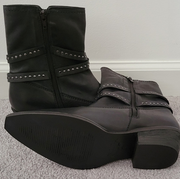 Final price reduction! 🔥🔥Leather boots- new w/o box, Vintage Foundry brand. - Picture 5 of 6